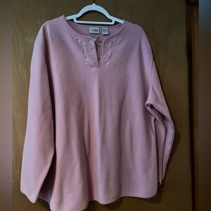 Women’s heavyweight knit top